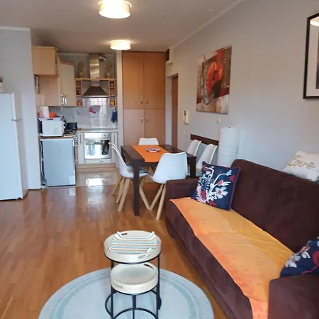 Apartament Laura Galileo Blizu Centra I Plaze